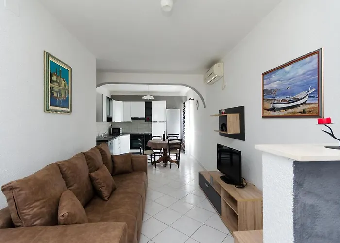 Apartament Marica *